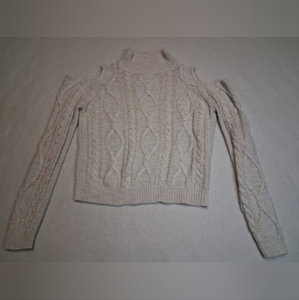 4/20$ ➡️ Ardene Cream Cable Knit Turtleneck Sweater Off The Shoulder - Picture 5 of 5